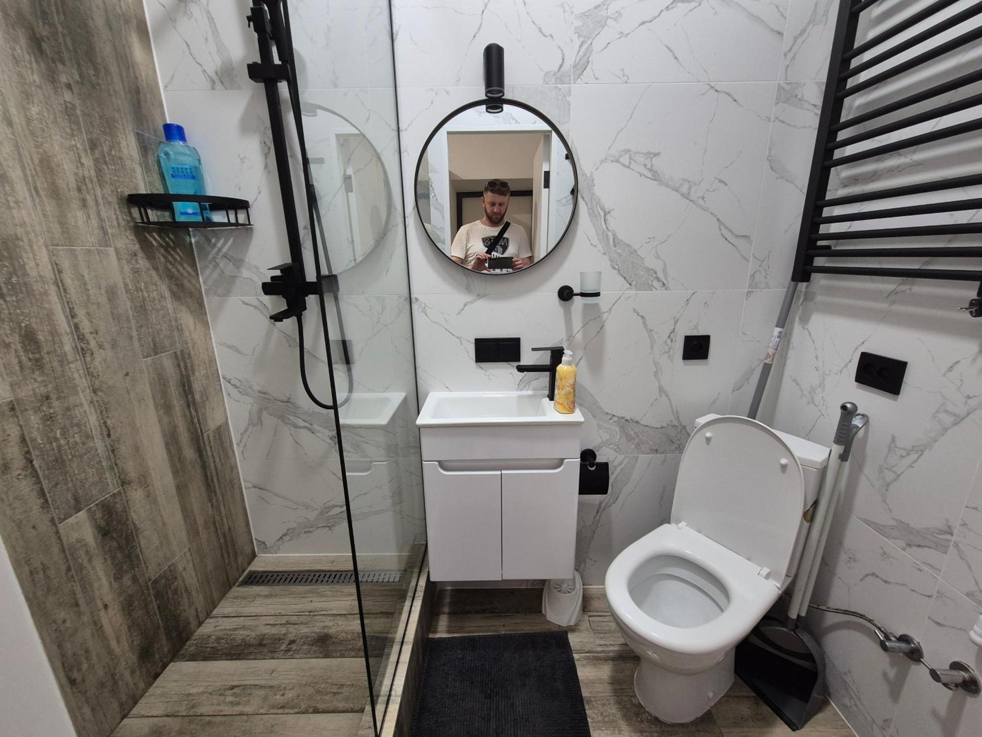Apartment Новенька Квартирка Біля Вокзалу Та Костелу Вулиця Війтовича 1 Lviv